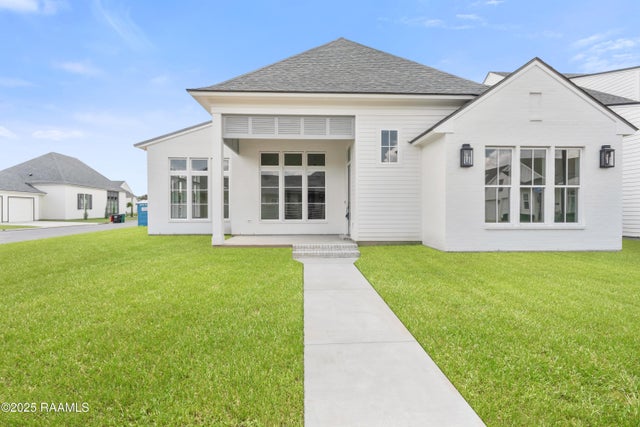 200 Apple Wood Crossing Crossing, Lafayette