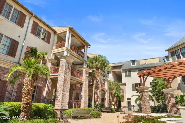 302 Richland Avenue 308c, Lafayette