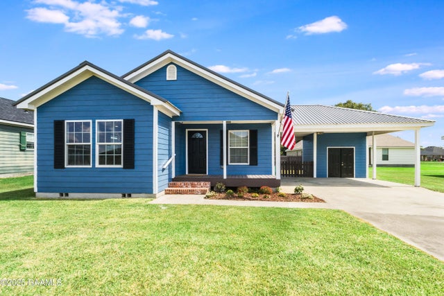 124 Stoneburg Drive, Duson