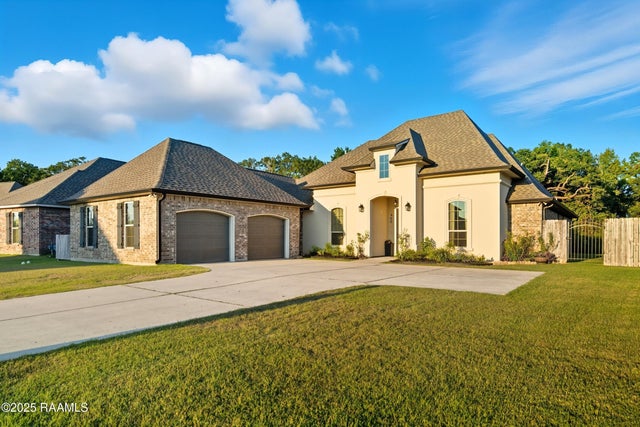 400 Atmos Energy Drive, Lafayette