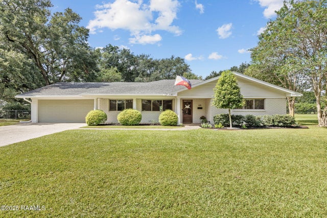 105 Sidney Street, Lafayette