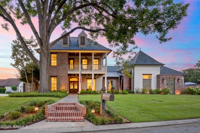 301 Opus One Drive, Broussard