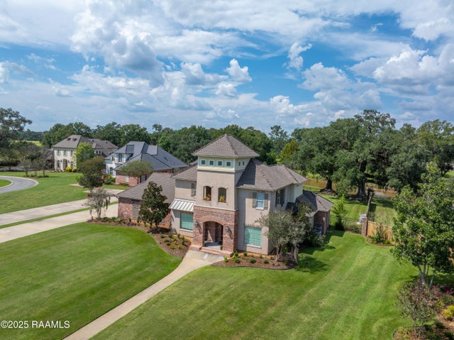 1058 Angelwood Circle, Breaux Bridge