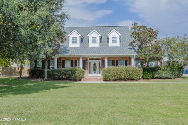 660 S Broadway Street, Church Point