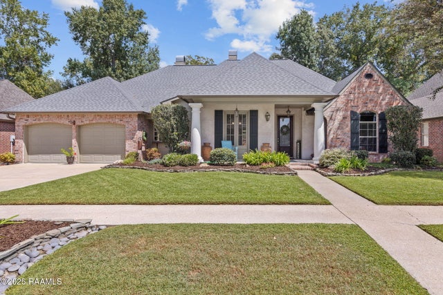 115 Magazine Street, Lafayette