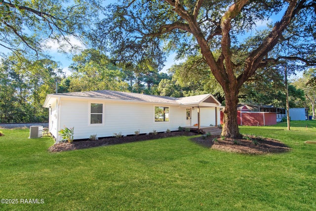 316 Lemon Tree Road, Crowley