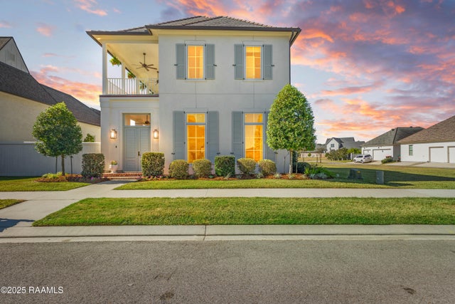 107 Everett Ridge, Lafayette