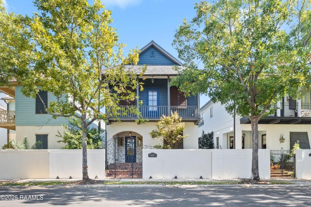 618 Richland Avenue, Lafayette