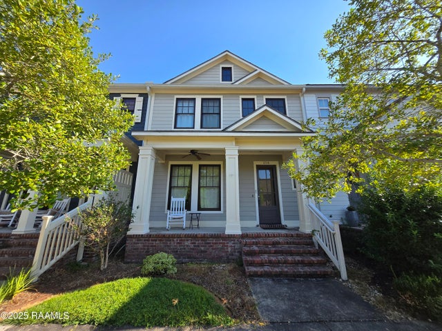 208 Traditions Drive, Lafayette