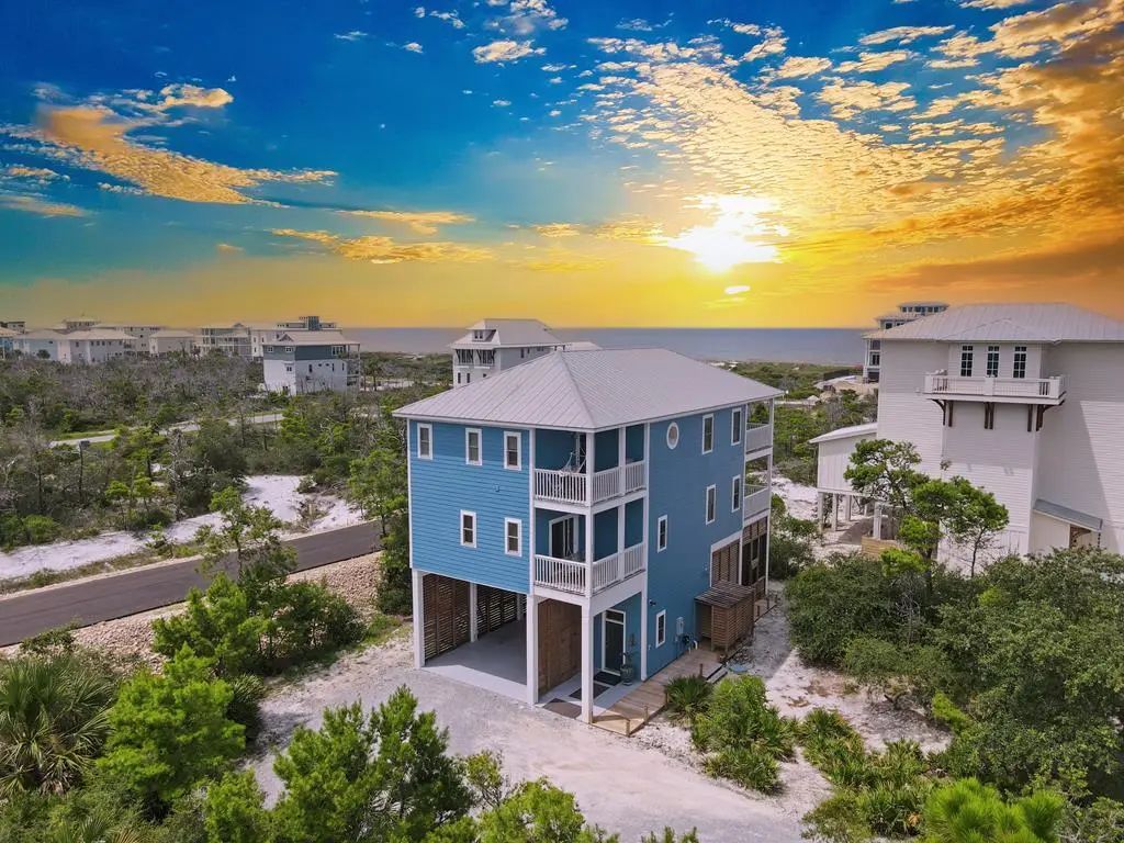 102 Summer House Ln, Cape San Blas