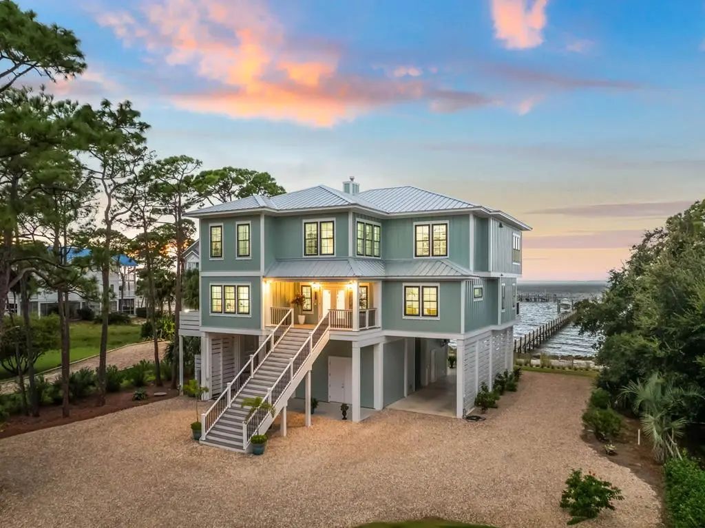 1469 E Gulf Beach Dr, St. George Island