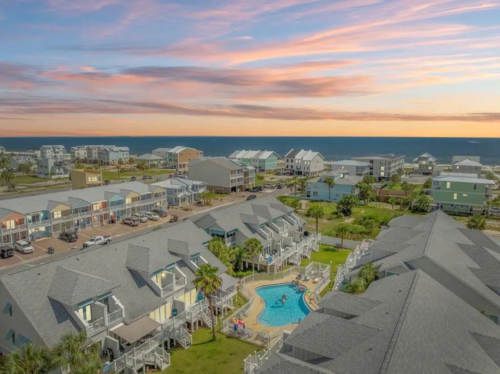 102 38th St, Mexico Beach