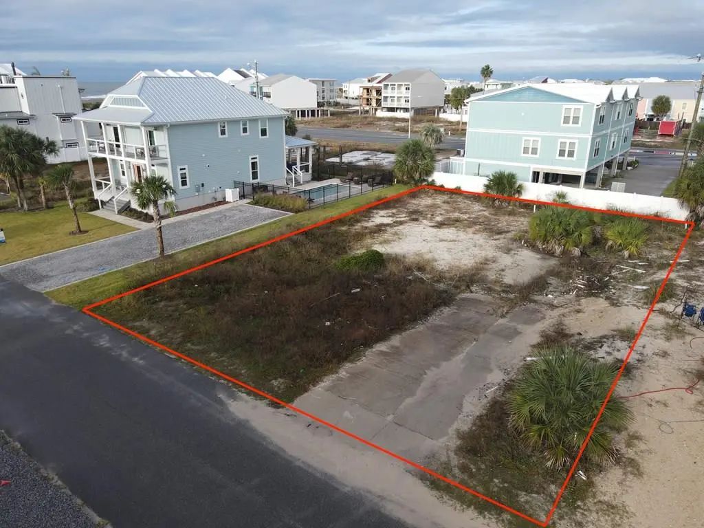 102 S 36th St, Mexico Beach
