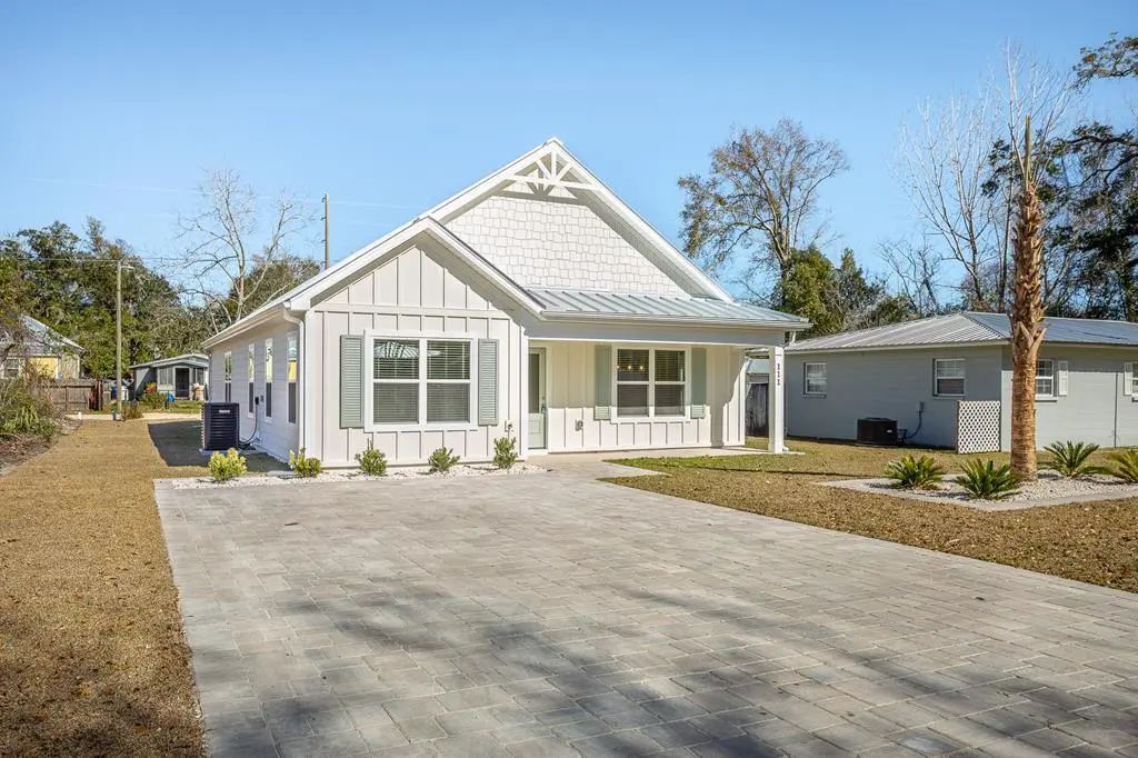 111 11th St, Apalachicola