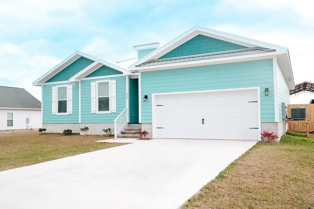 402 California Dr, Mexico Beach