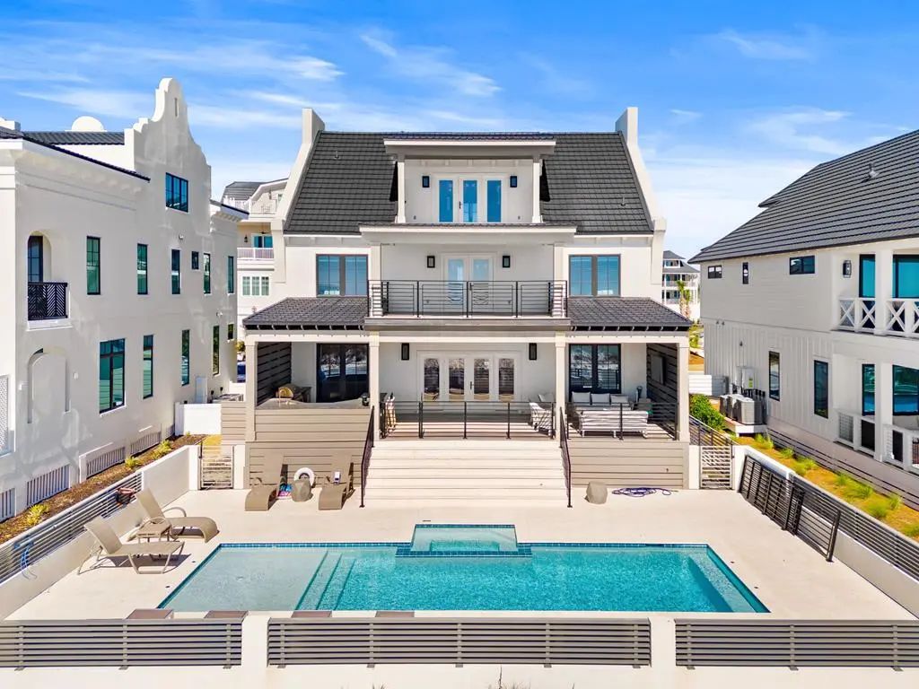 214 Dunes Dr, Mexico Beach