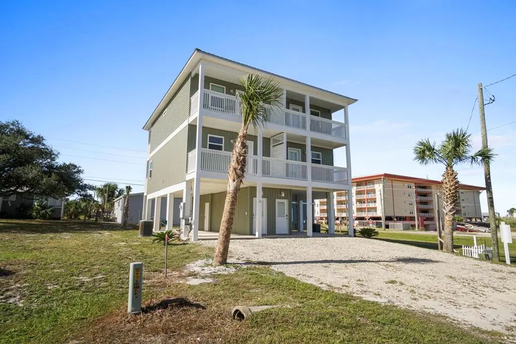717 Fortner Ave, Mexico Beach