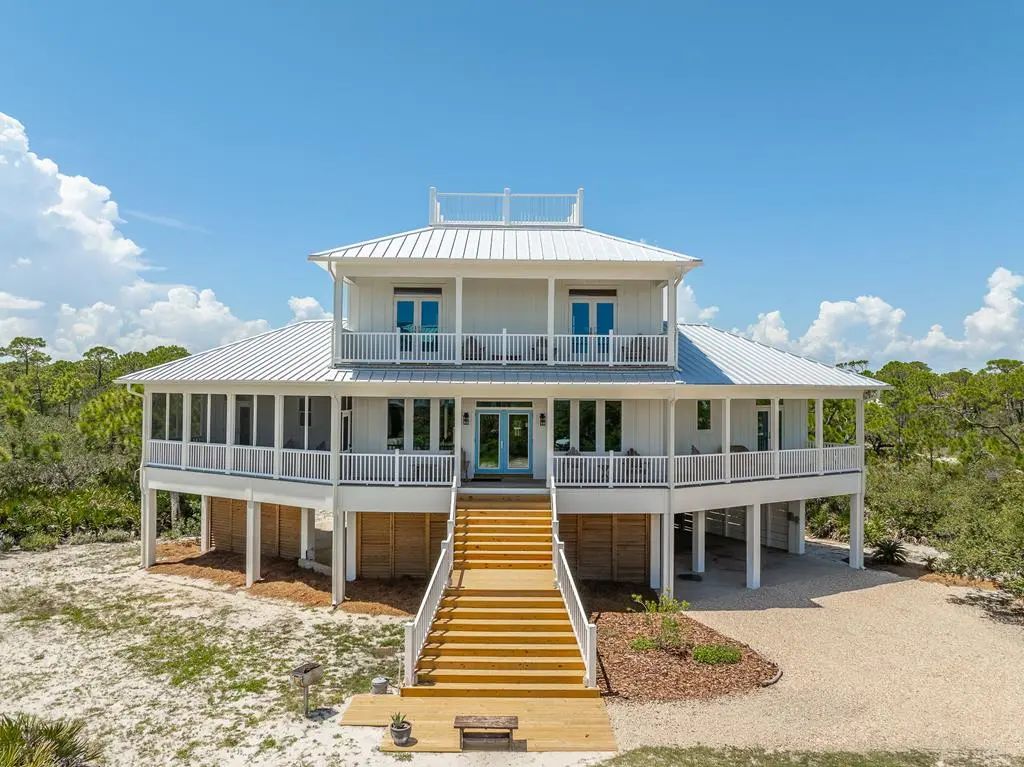 1740 Lilac Ln, St. George Island