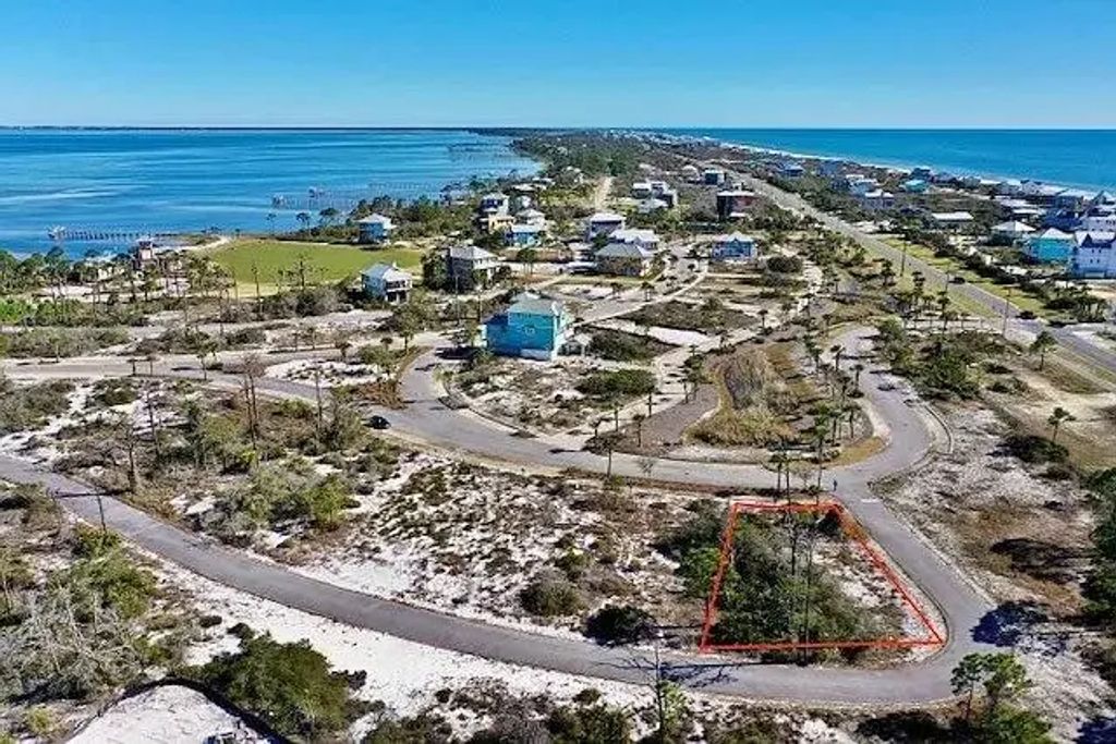 78 Regatta Dr, Port St. Joe
