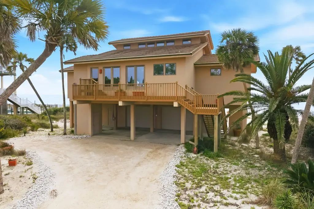2124 Seahorse Ln, St. George Island