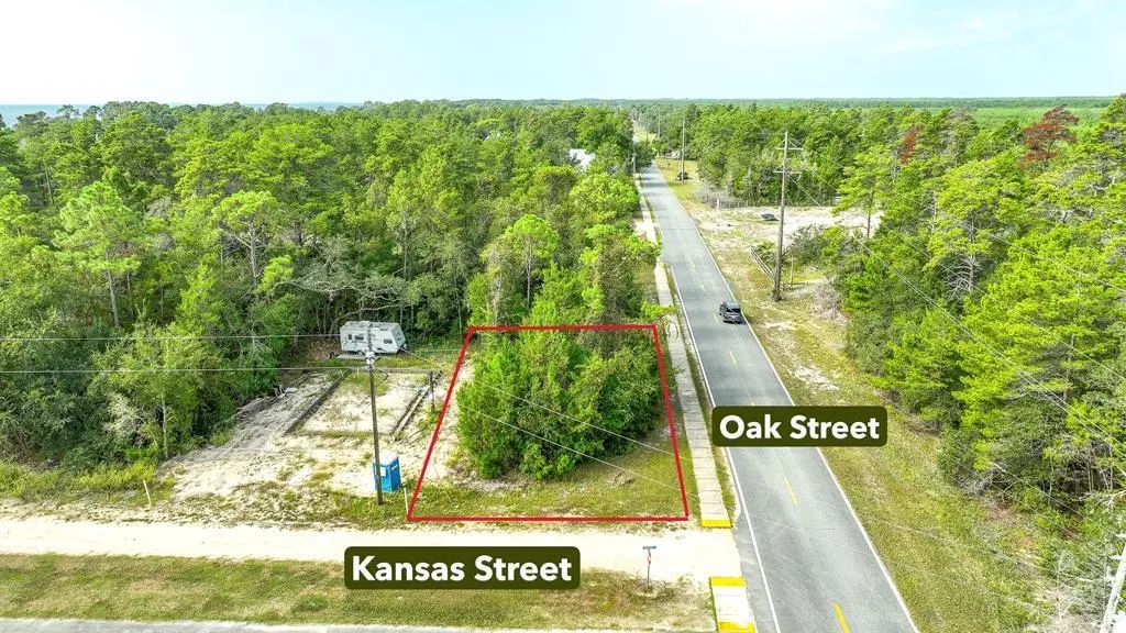 166 Kansas St, Lanark Village