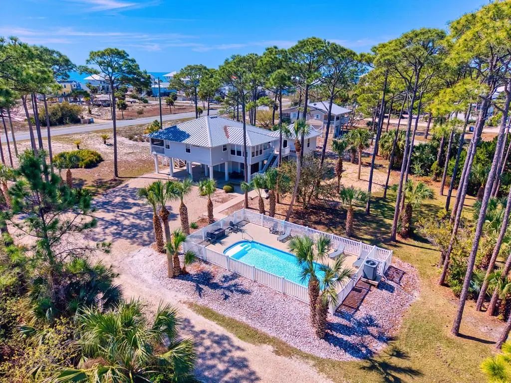 1105 E Gulf Beach Dr, St. George Island