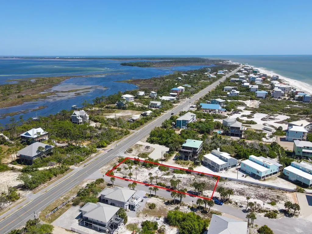 102 Barbados Dr, Port St. Joe