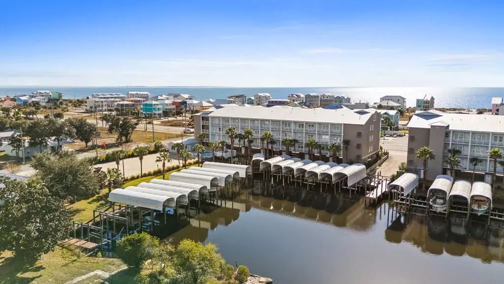 3606 Hwy 98, Mexico Beach