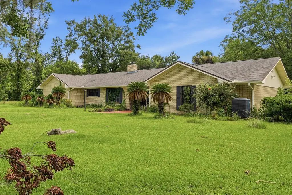 673 W River Rd, Wewahitchka