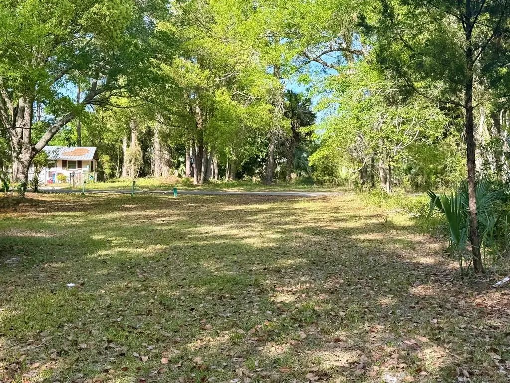 206 13th St, Apalachicola