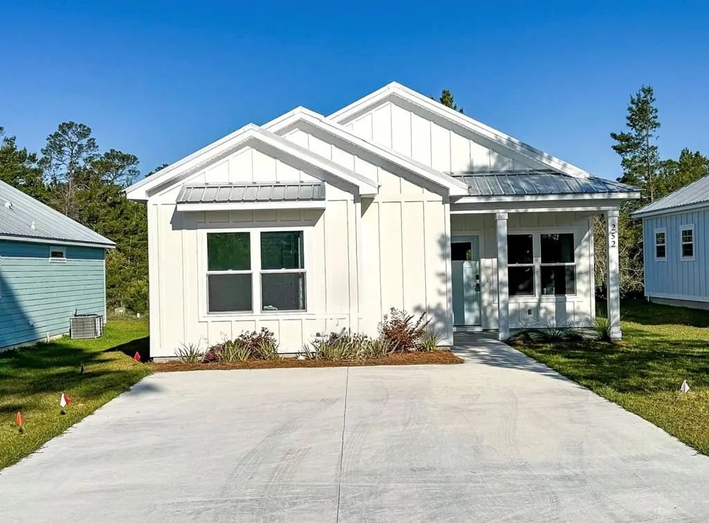 252 Ante-beppum Loop, Carrabelle