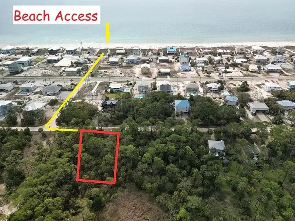 673 E Pine Ave, St. George Island