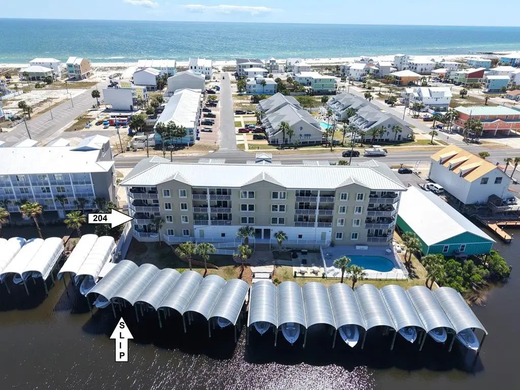 3706 Hwy 98, Mexico Beach