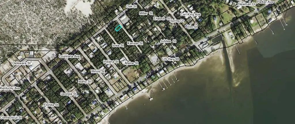 158 Kansas St, Carrabelle