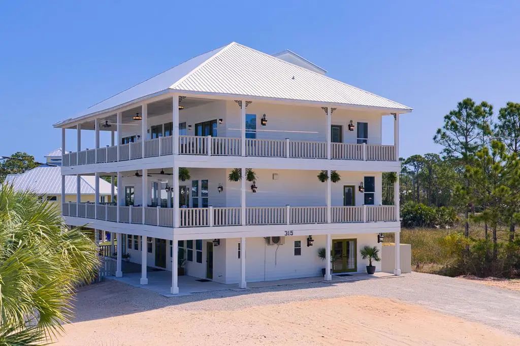 315 Quinn St, St. George Island