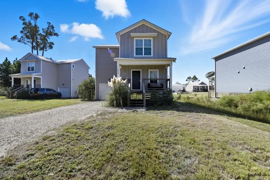 214 Lake Mckissack Ln, Carrabelle