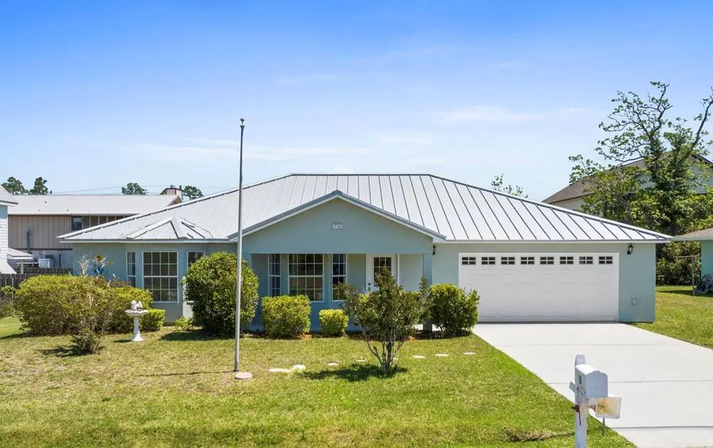 130 Pine St, Mexico Beach