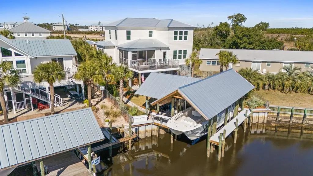 118 N 38th St, Mexico Beach