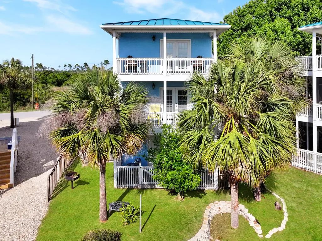 107 N 32nd St, Mexico Beach