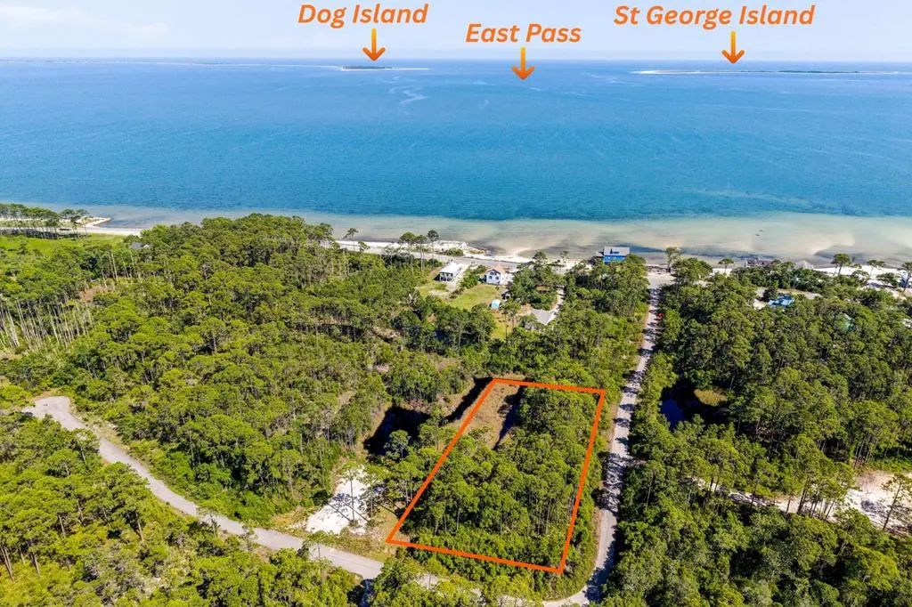 125 Bay Magnolia Ln, Carrabelle