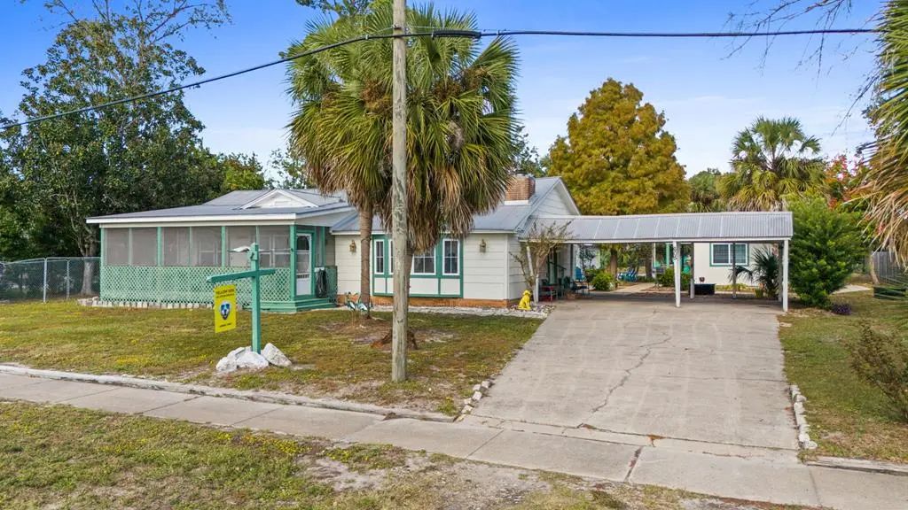 605 10th St, Port St. Joe