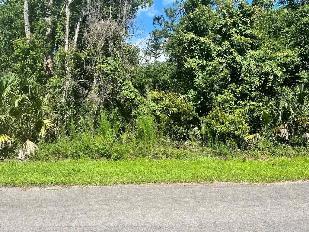 Faulkner St S, Perry