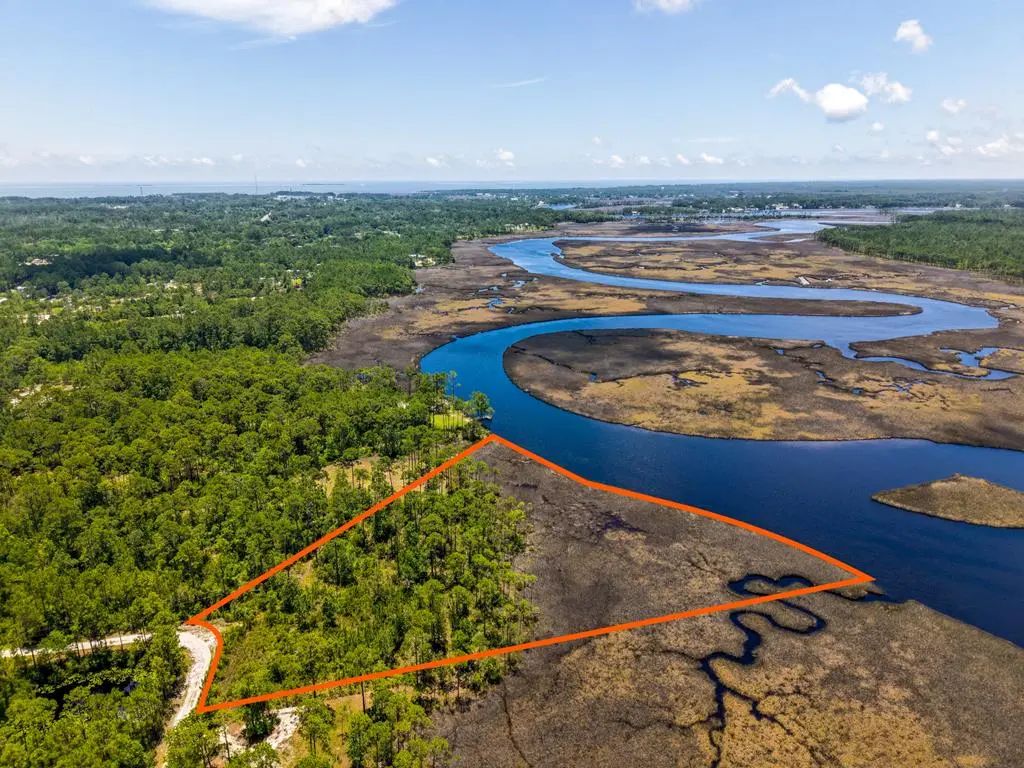 321 Jay Jay Way, Carrabelle
