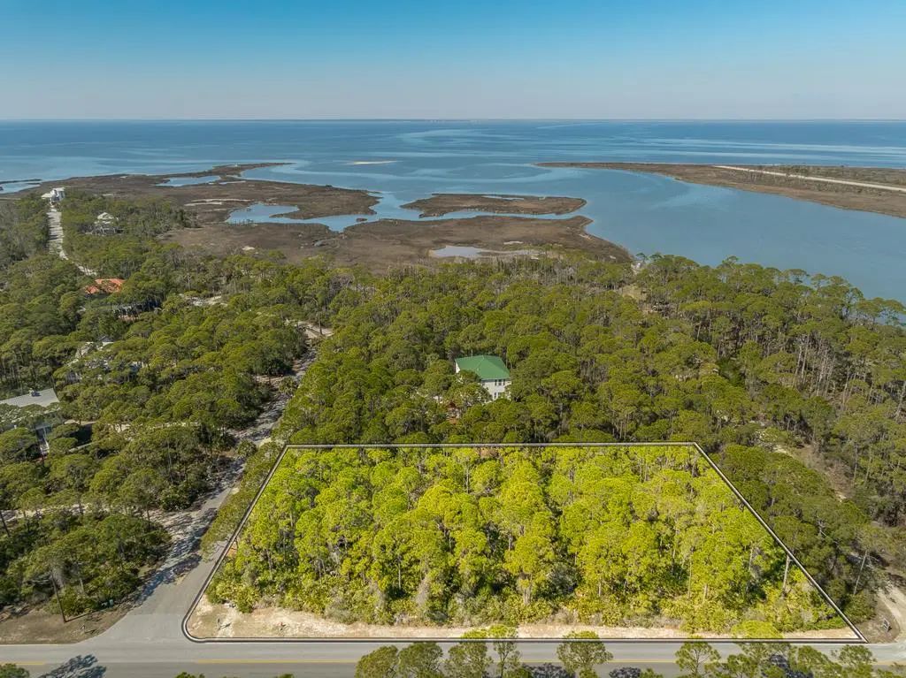 1601 Forsythia Trail, St. George Island