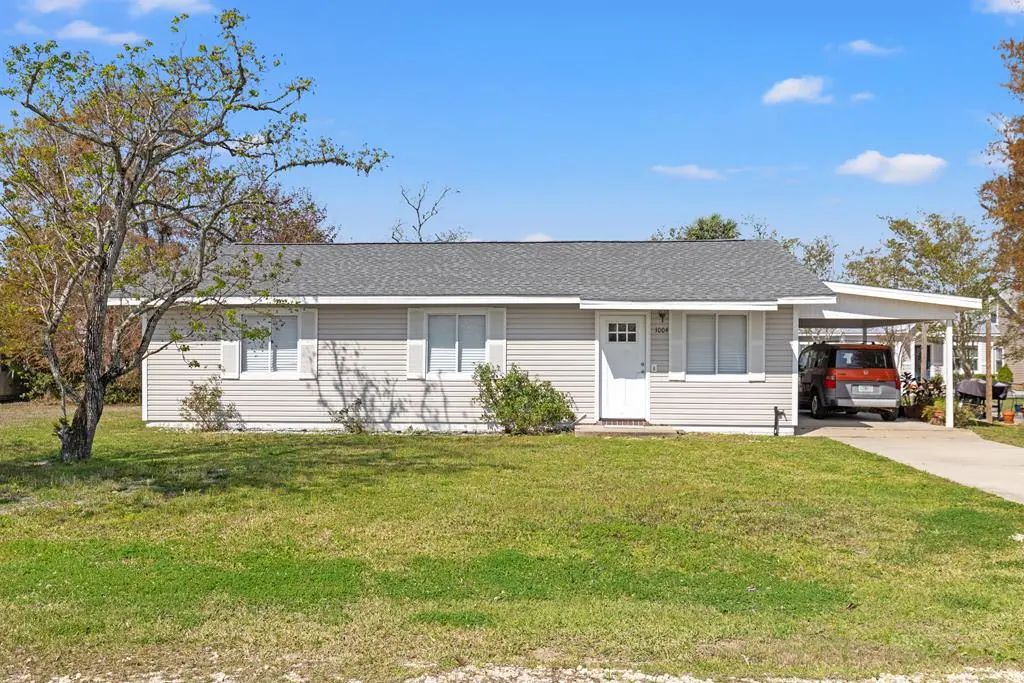 1004 Cypress Ln, Mexico Beach