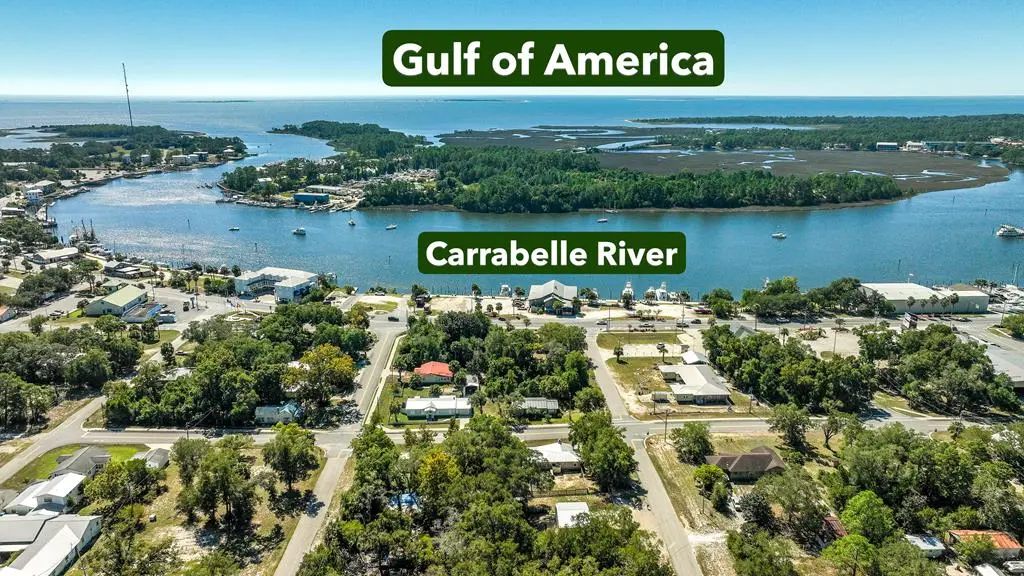 512 Nw Ave A, Carrabelle