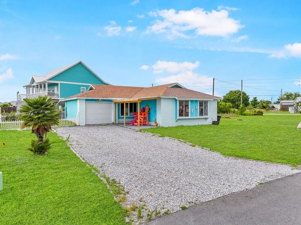 313 Hatley Dr, Mexico Beach