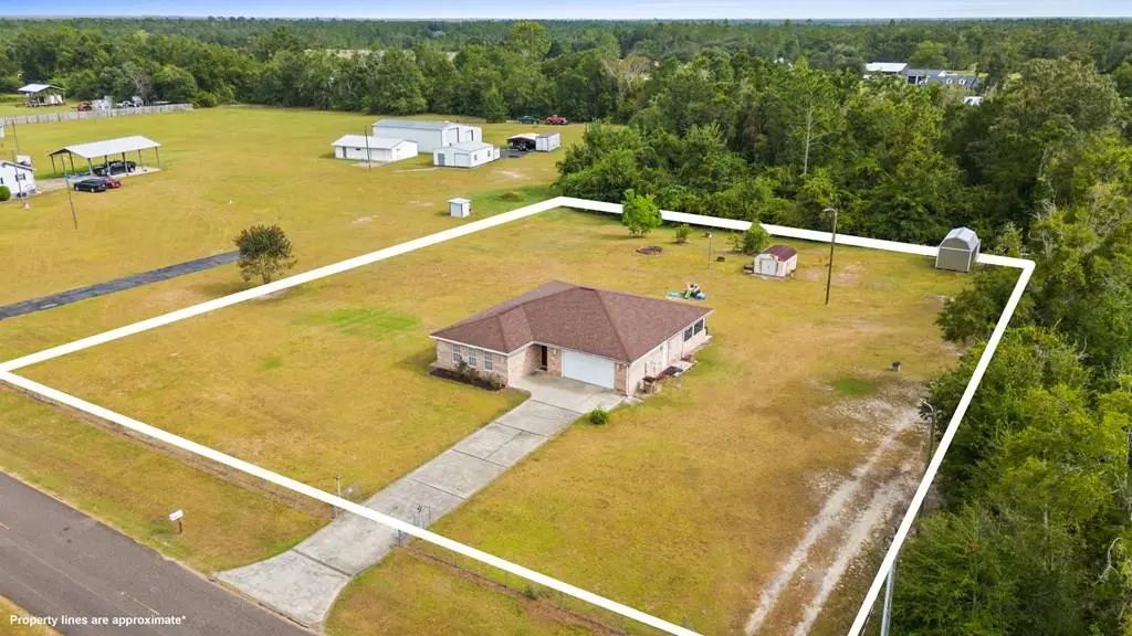 158 Our Town Rd, Wewahitchka