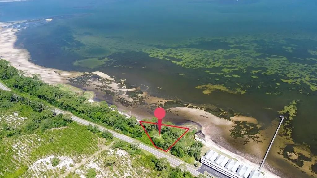3206 Hwy 98 E, Carrabelle