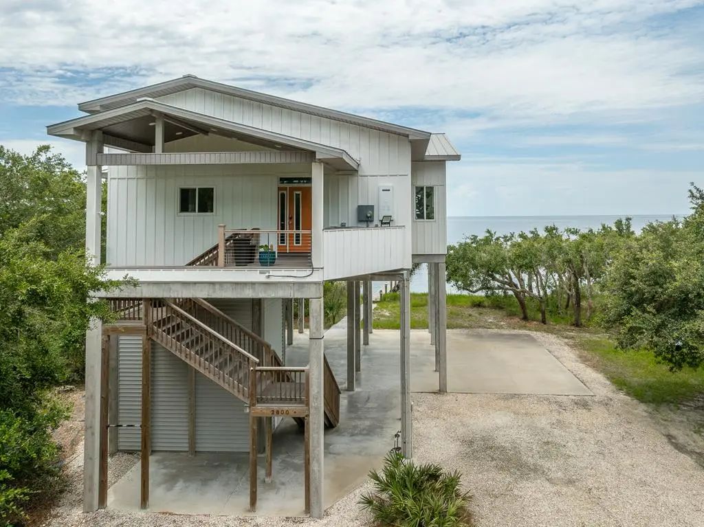 2800 Hwy 98 E, Carrabelle